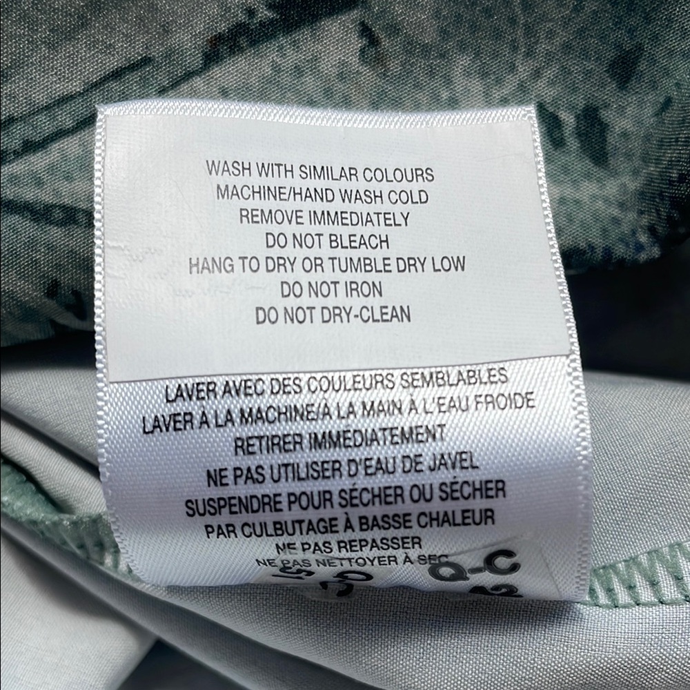 Mondetta Performance Luxury 1/4 Zip Sleveless Floral Green Zip Pockets Size M - Picture 11 of 12